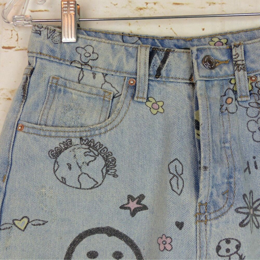 Wild Fable Denim Shorts Women 0 Doodle Print Bermuda Distressed High Rise Grunge - Picture 4 of 14